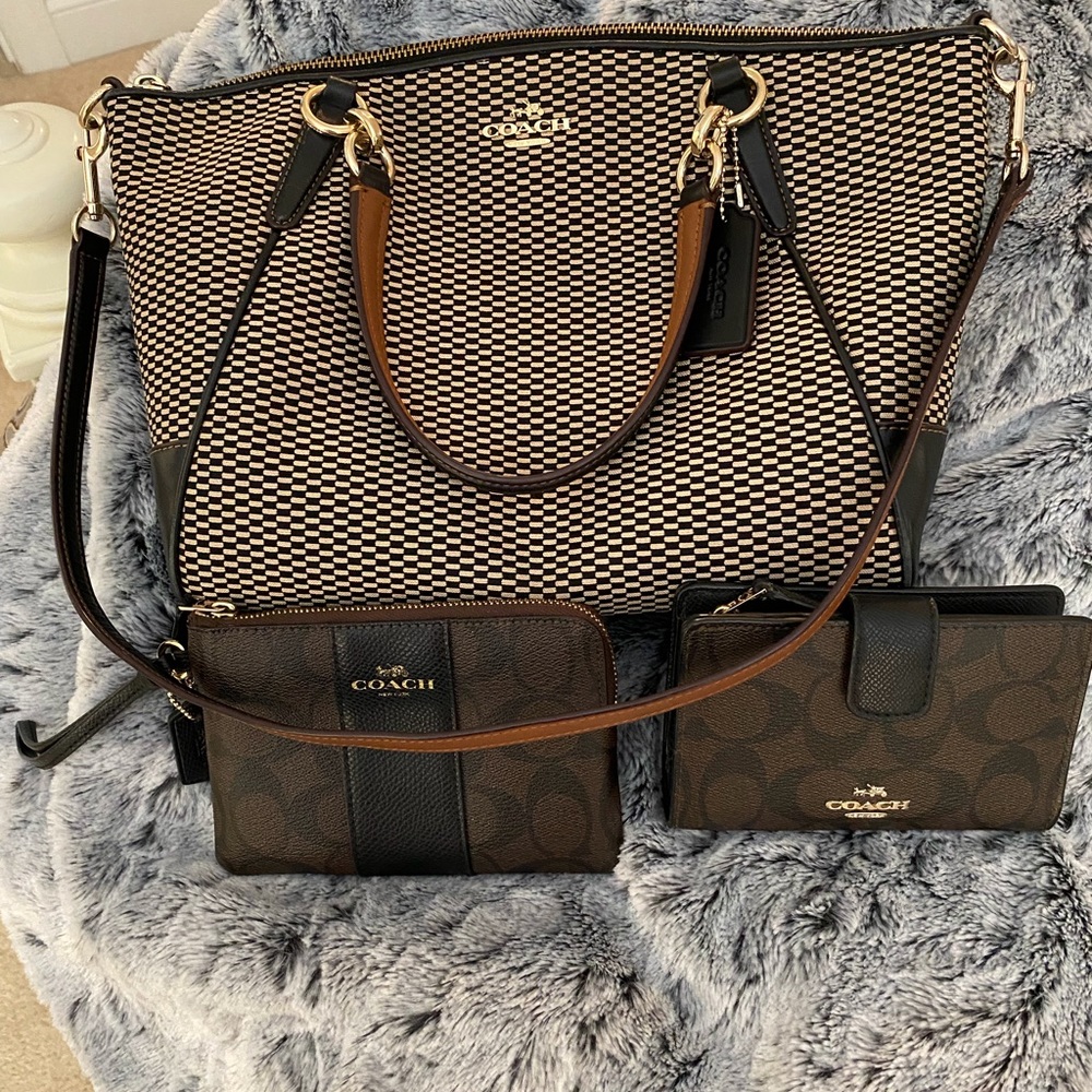 Coach brown/black tweed bag with matching accessories
